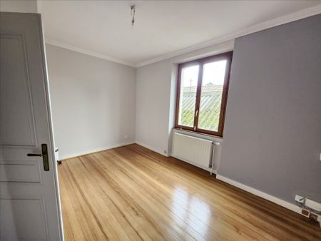 Location Maison 5 pièces 133m² - Photo 4