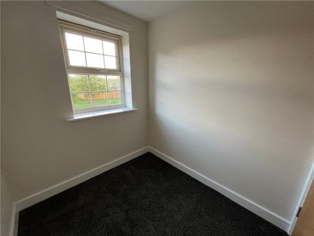 A three bedroom semi-detached property situated on the popular Comelybank Drive development. - Photo 2