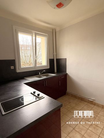 Location Appartement 3 pièces 71m² - Photo 3