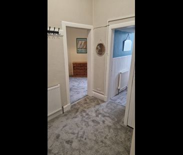 1 Bed Flat, Millar Place, EH10 - Photo 2