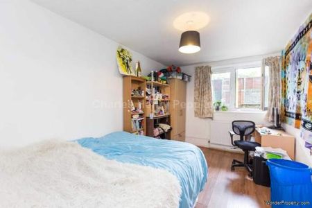 4 bedroom property to rent in London - Photo 2