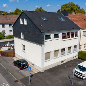 Gemütliche DG-Wohnung in ruhiger Lage! - Photo 2