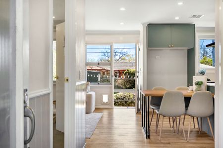 Classic Ainslie Beauty, Fully Renovated - Photo 3