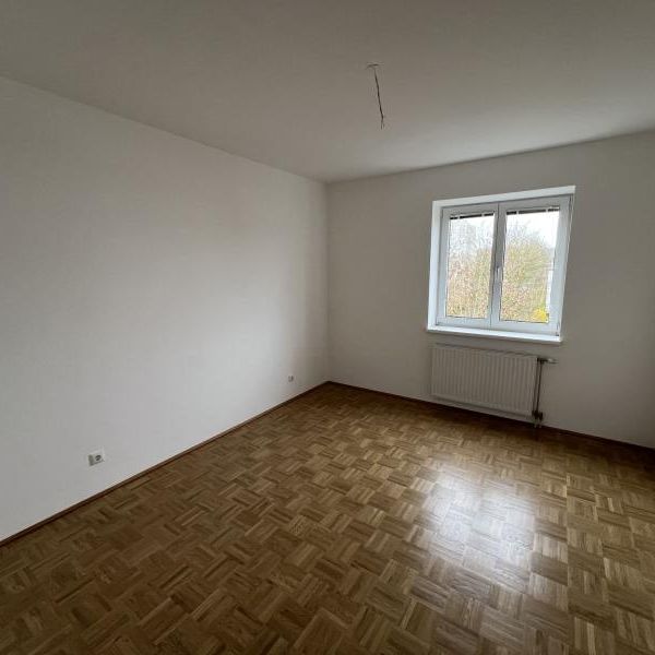 3-Raum-Wohnung mit Balkon - Resthofstrasse 48C/11 - Photo 1