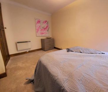 3 bedroom flat to rent - Photo 1