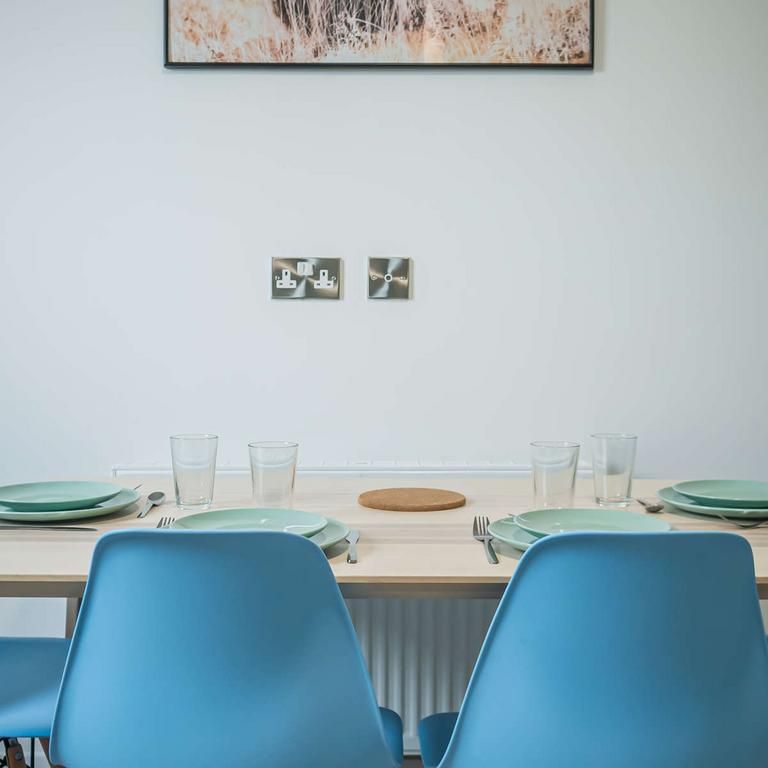 6 bedroom house of multiple occupation to rent - Photo 1