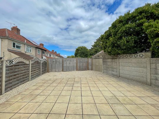 Manor Road, Fishponds, BS16 2HU - Photo 1