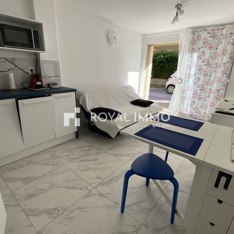 Studio meublé à l'année Six Fours - Photo 1