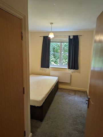 2 Bed Flat, New Cross, SE14 - Photo 2