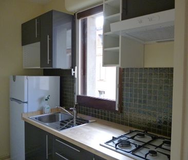 Location Appartement 1 pièce 28m² - Photo 3