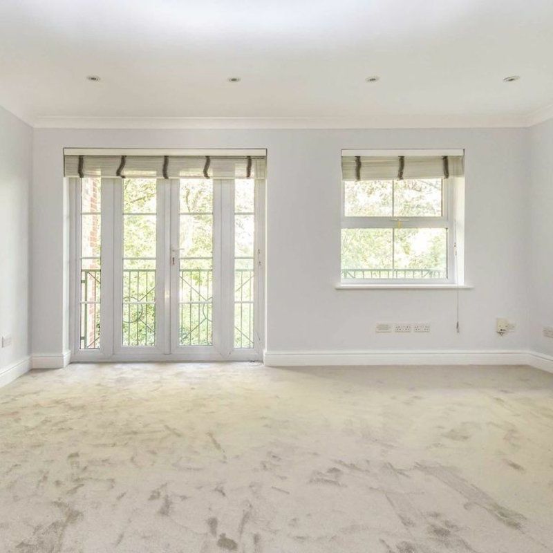 Parkgate Mews, Highgate, N6 - Photo 1