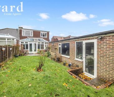 3 bedroom semi-detached bungalow to rent - Photo 4