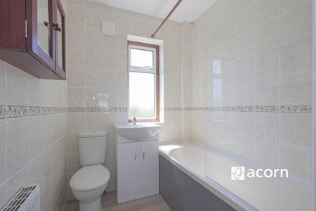 Semi-detached House to rent - Holmesdale Road, Bexleyheath, DA7 - Photo 2