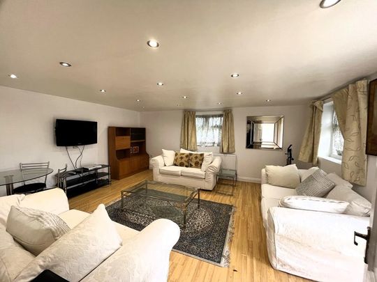 1 bedroom apartment to rent - Photo 1