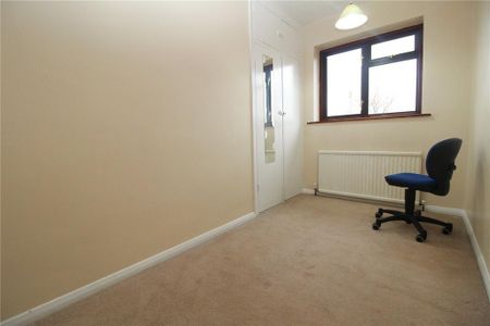 4 bedroom terraced house to rent - Photo 2