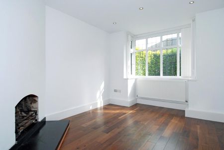 3 bedroom detached house to rent - Photo 3