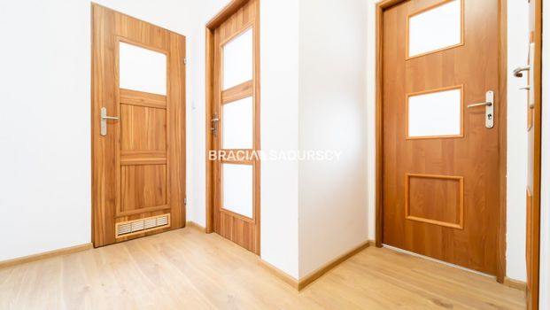 Do wynajęcia mieszkanie os. Szkolne - Zdjęcie 1