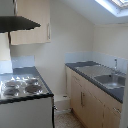 Studio Flat, Great Clowes Street, M7 - Photo 4