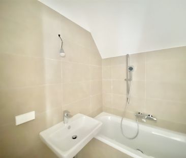 U3 ERSTBEZUG Top Dachwohnung 2 Zimmer + Terrasse =DAS LAURENZ= 1 be... - Foto 6