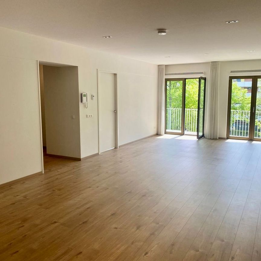 Appartement te huur: President Kennedyplantsoen 51 1079 SK Amsterdam - Photo 1