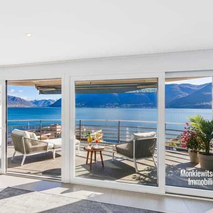 4.5-room attic with lake view for rent in Brissago - Photo 1