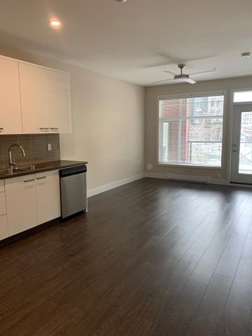 MARKET WAY APTS - 111 - MW111 - Photo 3