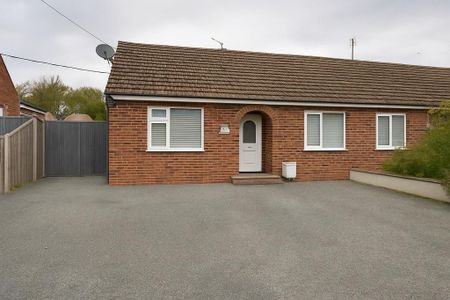 2 bedroom semi-detached bungalow to rent - Photo 5