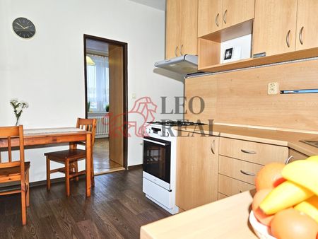 Pronájem bytu 2+1 50 m² - Photo 2