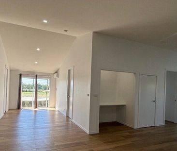 Fullerton Cove - Photo 2