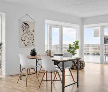 I Slusehuset får du den maritime stemning helt ind i dit hjem - Photo 6