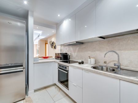Cozy 2 Bedrooms Apartment in Oasis de Marbella - Photo 2
