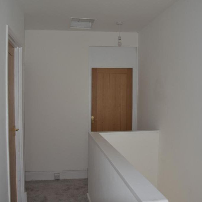 3 bedroom terraced house to rent - Photo 1