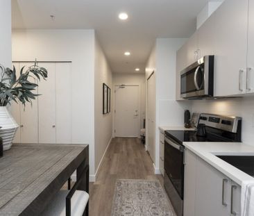 The CoMo Apartments - Photo 5