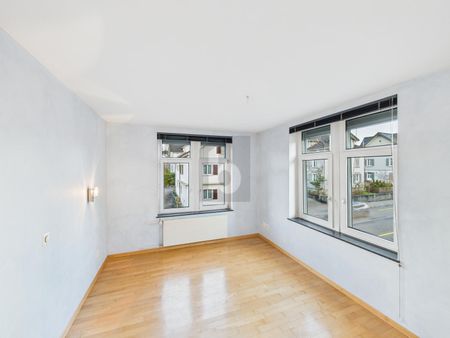 LARGE TERRACE, WITH STYLISH KITCHEN AND BATHROOM - Photo 3