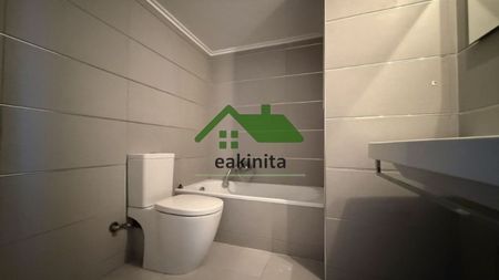 Ενοικίαση κατοικίας, 50 τ.μ., Πειραιάς, 750 € - Photo 2