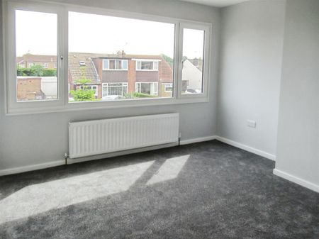 Wolsey Croft, Sherburn In Elmet, Leeds - Photo 4