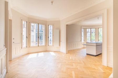 Location Appartement 5 pièces 160m² ANNECY 74000 - Photo 4