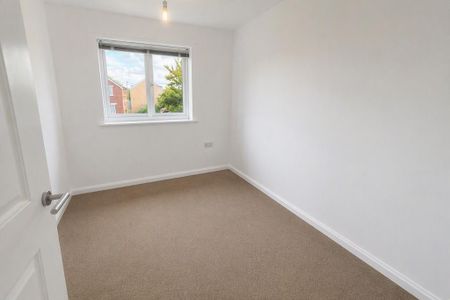3 bedroom terraced house to rent - Photo 3