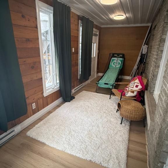 4 1/2 meublé vieux Québec - Photo 1