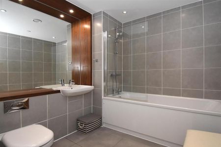 Studio to rent - Photo 4