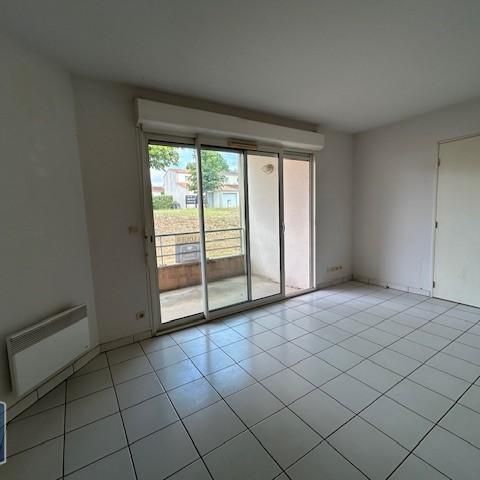 Location Appartement 2 pièces 55m² EXIREUIL 79400 - Photo 1