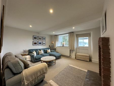 3 bedroom cottage to rent - Photo 3