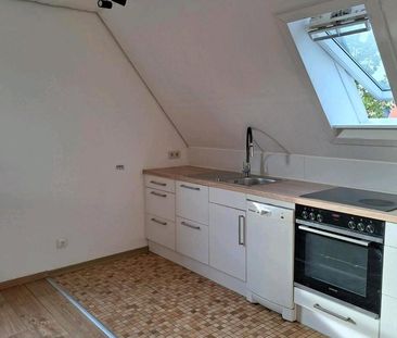 Helle 2-Zimmer-Wohnung mit Kamin & Einbauküche in ruhiger Lage - Foto 1