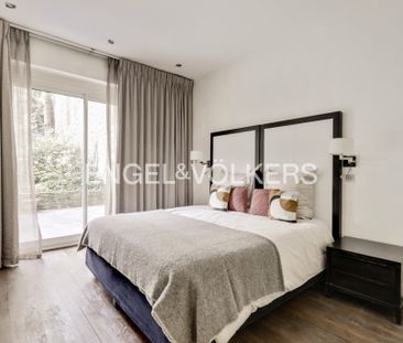 Location Appartement 5 pièces Meublé 146m² NEUILLY SUR SEINE 92200 - Photo 5