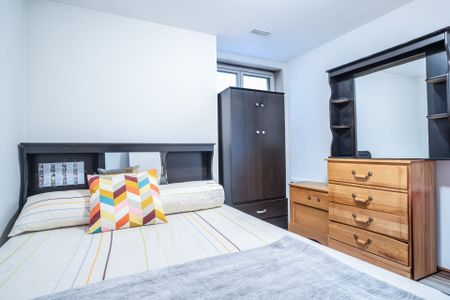 For Lease - 35 Roberta Drive Unit# 2, Toronto, Ontario - Photo 4