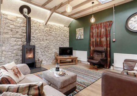 2 bedroom barn conversion to rent - Photo 5