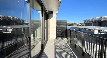 Fully furnished 3 Bed 3 Bath short term available - Photo 4