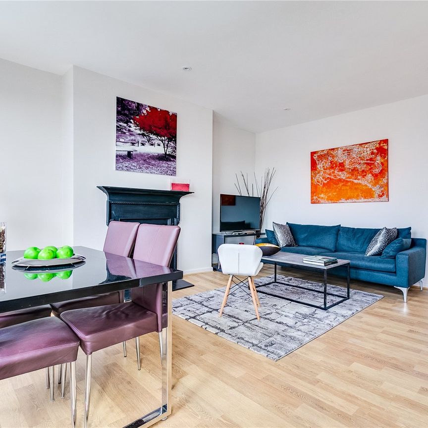 Kensington Park Road, W11, London - Photo 1