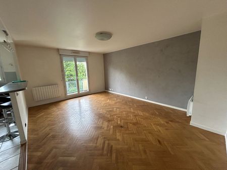 Apartment - Photo 3
