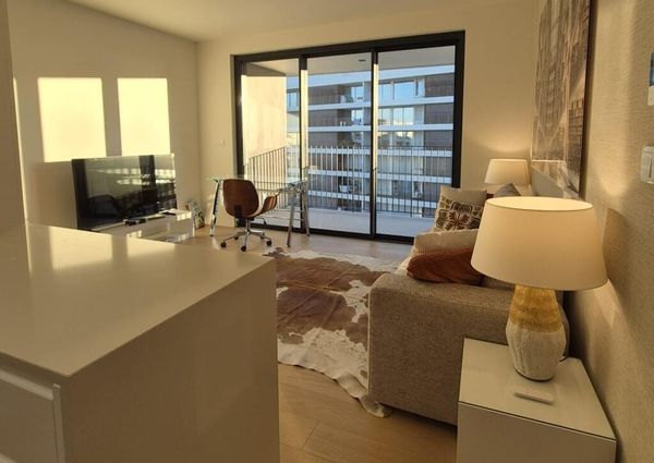 1 Bedroom Apartment with parking, Miraflores, Oeiras